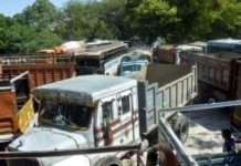 पुराने वाहन जब्त करें, रखने की जगह तलाशें : एनजीटी seize old vehicles ngt