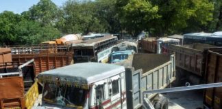 पुराने वाहन जब्त करें, रखने की जगह तलाशें : एनजीटी seize old vehicles ngt