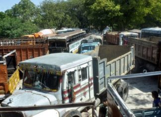 पुराने वाहन जब्त करें, रखने की जगह तलाशें : एनजीटी seize old vehicles ngt
