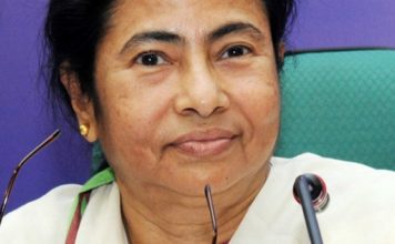 ममता ने दी मोदी के आवास के बाहर धरने पर बैठने की चेतावनी mamta threatened to sit on dharna outside modi house