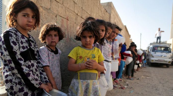 सीरिया में मौत और ज़िन्दगी की लड़ाई से लड़ रहे बच्चों के लिए फुटबॉलर रोनाल्डो का इमोशनल मेसेज।देखें विडियो emotional Message of footballer Ronaldo for kids of syria