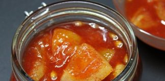 आलू बुखारे की मीठी चटनी aaloo bukhaare kee meethee chatanee