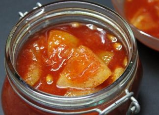 आलू बुखारे की मीठी चटनी aaloo bukhaare kee meethee chatanee