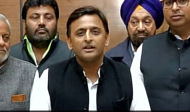 कांग्रेस के साथ गठ्बंदन पर बोले अखिलेश यादव। Akhilesh Yadav said on tie up with Congress