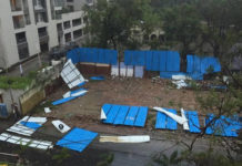 वरदा तूफ़ान से चेन्नई में 100 km की रफ़्तार से चली हवाएं . 2 लोगों की मौत Varda storm winds running at the speed of 100 km