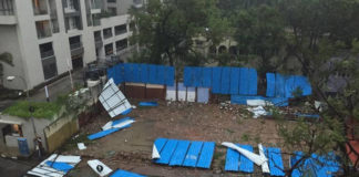 वरदा तूफ़ान से चेन्नई में 100 km की रफ़्तार से चली हवाएं . 2 लोगों की मौत Varda storm winds running at the speed of 100 km