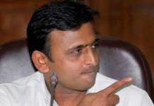 चुनाव में कई मंत्री विधायको के टिकट काटने की तैयारी में सपा Akhilesh told his supporters to prepare for elections