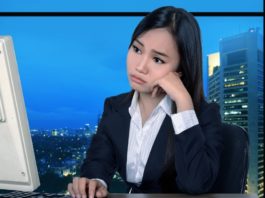 if These 4 things are happening in your office, then your job may be at risk