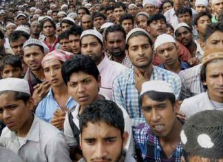 क्यूँ उत्तर प्रदेश का मुस्लिम मतदाता जा रहा है सपा से दूर. why up muslim voter going away from SP