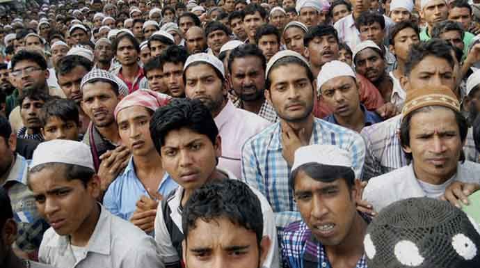 क्यूँ उत्तर प्रदेश का मुस्लिम मतदाता जा रहा है सपा से दूर. why up muslim voter going away from SP