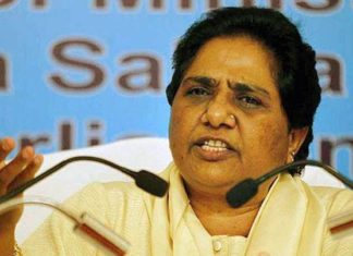 सपा की फूट का फायदा उठाने को मायावती ने बदली अपनी चुनावी रणनीति. Mayawati SP changed its electoral strategy to exploit the split