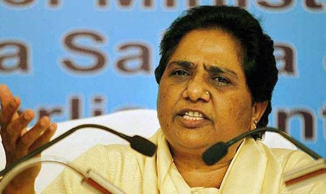 सपा की फूट का फायदा उठाने को मायावती ने बदली अपनी चुनावी रणनीति. Mayawati SP changed its electoral strategy to exploit the split