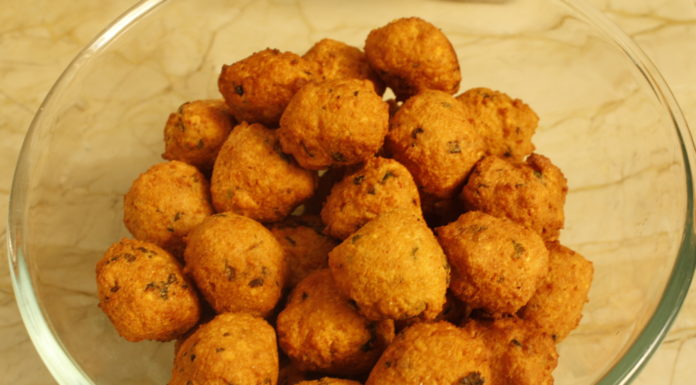 मूंग दाल भजिया घर पर कैसे बनाएं How to make moong dal Bajia