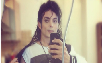 माइकल जैक्सन जैसे दिखने वाले इस युवा की तस्वीरें देखकर आप भी रह जाएंगे हैरान। Michael Jackson look-alike