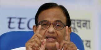 नोटबंदी पर पी चिदंबरम ने केंद्र सरकार को कटघरे में खड़ा किया. P Chidambaram hit out at centre on demonitisation