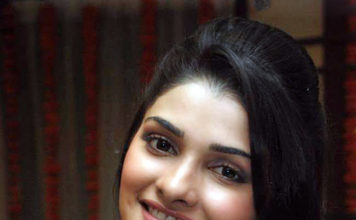 बॉलीवुड अभिनेत्री ने देश के लिए ठुकराया पैसा Bollywood actress refused money for the country