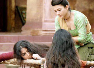 विद्या बालन की बेगम जान पर सेंसर बोर्ड ने लगाये 11 कट्स. censor board imposed 11 cuts on Vidya Balan's begum jaan