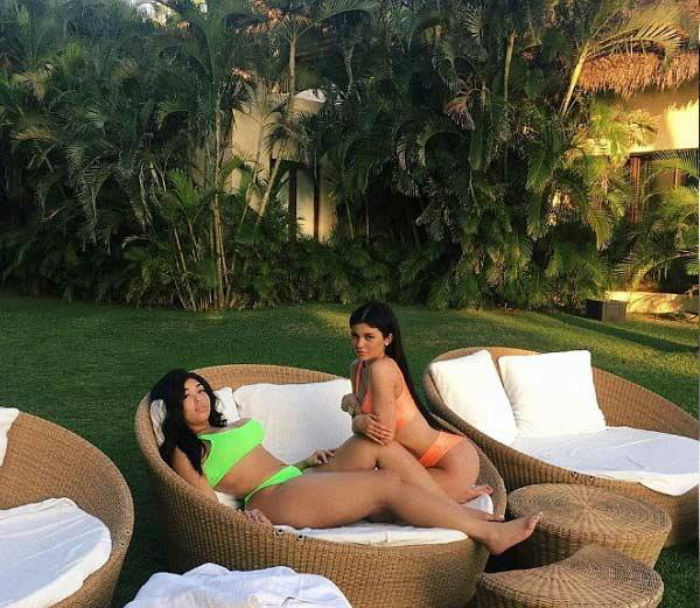  Kylie Jenner plenty of fun with her boyfriend in Mexico