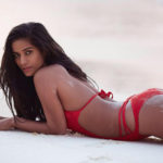 सामने आया पूनम पांडे का नया फोटोशूट स्विमिंग सूट में किए हॉट पोज Poonam Pandey new photoshoot in swimsuit Hot Pose