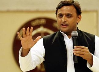 शिवपाल के खिलाफ अखिलेश का एक और कदम , नहीं दिया उनके बेटे को टिकट Akhilesh another step against Shivpal , did not give ticket to his son