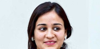 सपा ने जारी की उम्मीदवारों की नयी लिस्ट.लखनऊ कैंट से चुनाव लड़ेगी अपर्णा यादव SP release new candidates list Aparna Yadav will contest from Lucknow Cant