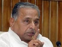 अपने खेमे में कम विधायक होने से सपा ऑफिस में नेताजी ने लगाया ताला Netaji lockEed SP Office