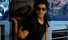 शाहरुख़ ने ट्रेन से किया मुंबई से दिल्ली तक का सफ़र , एक झलक के लिए उमड़े फैन्स Shahrukh made train journey from Mumbai to Delhi