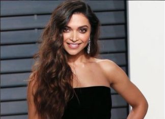 ऑस्कर अवार्ड सेरेमनी में बेहद खूबसूरत नज़र आईं दीपिका पदुकोने, देखें तस्वीरें Deepika Pdukone looks beautiful in Oscar Award ceremony , view photos