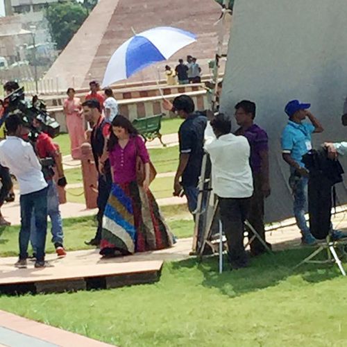 alia bhatt phots from the sets of badrinath ki dhulaniya