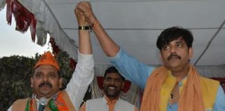 बीजेपी ज्वाइन करके काशी पहुचे भोजपुरी कलाकार रवि किशन Bhojpuri actor Ravi Kishan reached Kashi after joining the BJP