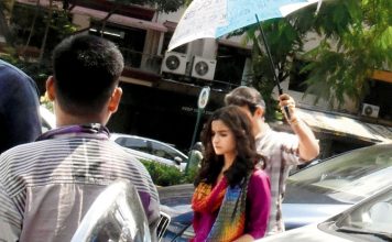 बद्रीनाथ की दुल्हनिया के सेट्स पर कुछ इस प्रकार नज़र आईं आलिया भट alia bhatt phots from the sets of badrinath ki dhulaniya