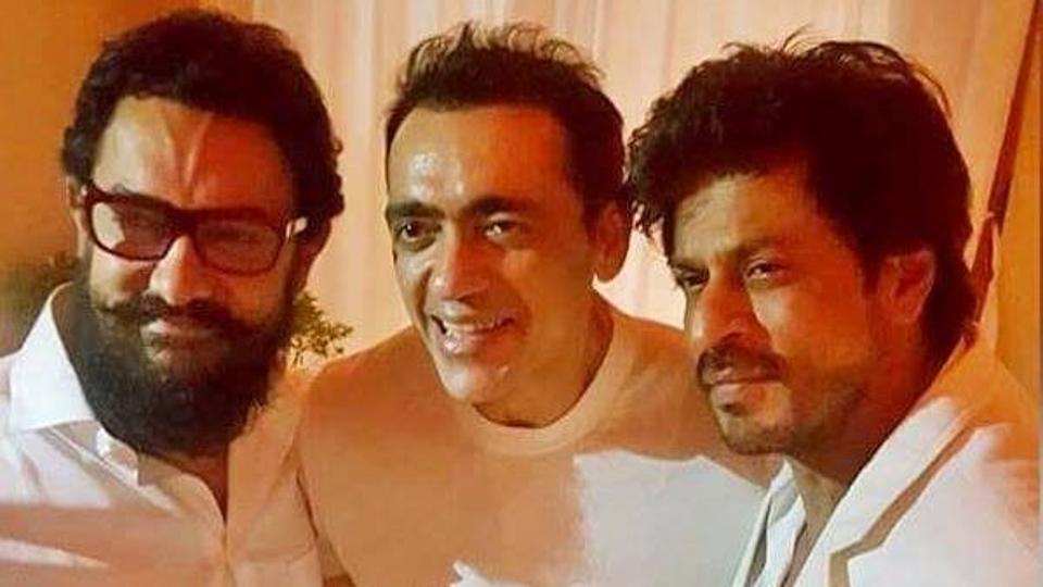  Shahrukh and Aamir appeared together in Dubai, photos came out
