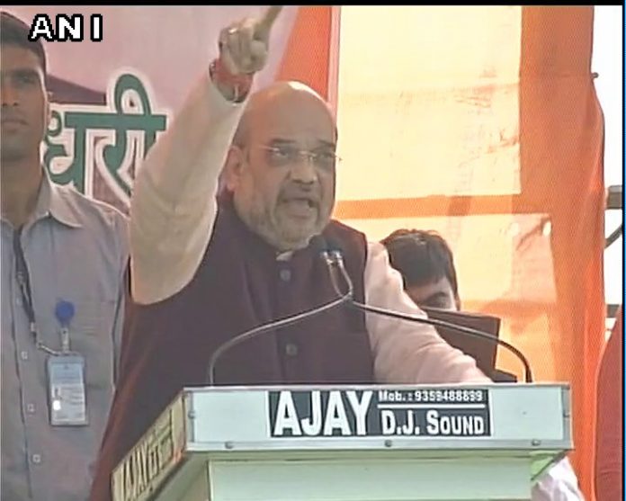 Amit Shah said in hatras SP, BSP ruined UP in 15 years of rule