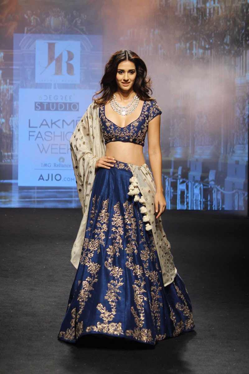 Disha Patani appeared beautiful on ramp ,view photos