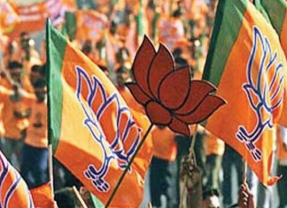 यूपी चुनाव: केवल विरोधियों से ही नहीं, बागियों से भी परेशान हैं शाह और मोदी Not only from opponents, the rebels are also upset Shah and Modi