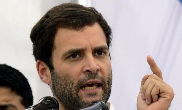 आज मुरादनगर में बोले राहुल. मोदी को जमकर कोसा. मुरादनगर में लगवाएँगे बेडशीट उद्योग. rahul gandhi rally in muradabad