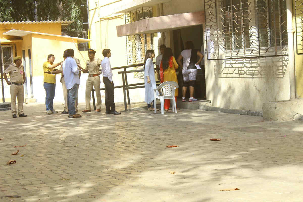 BMC Elections Shraddha Kapoor arrived to vote