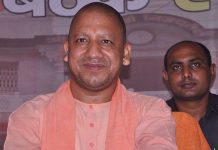 ”देश में मोदी , प्रदेश में योगी ” के नारे के साथ योगी आदित्यनाथ बने यूपी के मुखिया reasons behind the Yogi becoming the CM of UP