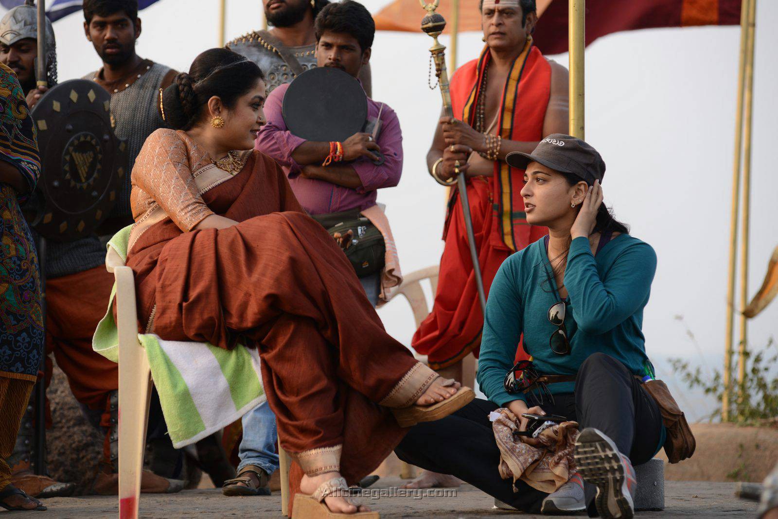 Tamanna and Prabha on the sets of bahubali 2