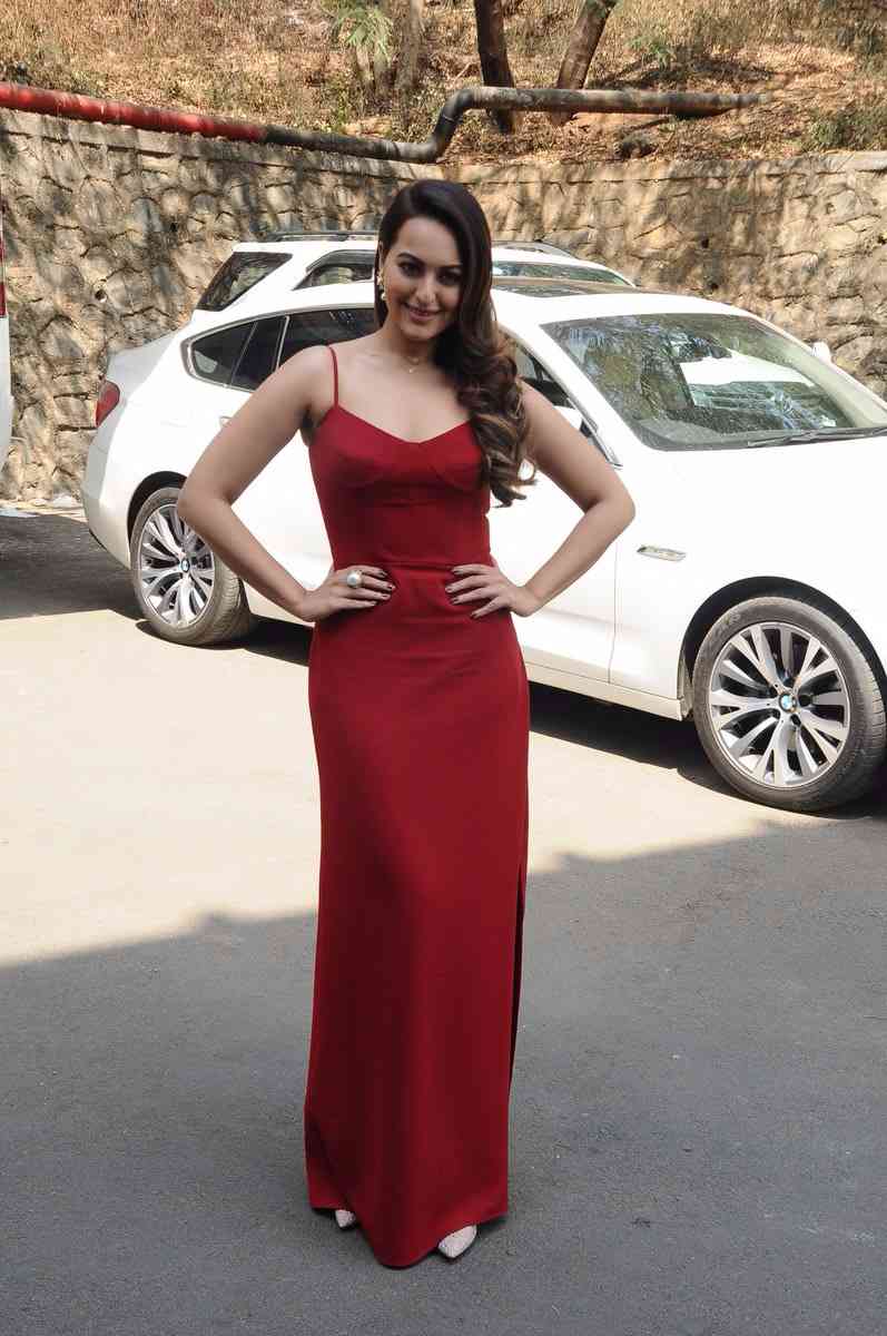 Sonakshi Sinha on Nach Baliye 8's promo shoot.