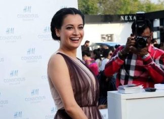 दिया मिर्ज़ा ने रैंप पर की चहलकदमी , नज़र आईं बेहद खूबसूरत Dia Mirza on the ramp looks pretty beautiful