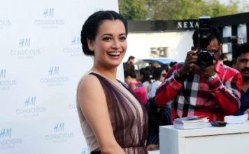 दिया मिर्ज़ा ने रैंप पर की चहलकदमी , नज़र आईं बेहद खूबसूरत Dia Mirza on the ramp looks pretty beautiful