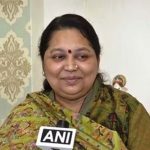 मुलायम सिंह की पत्नी साधना ने कहा : चाहती हूँ प्रतीक भी राजनीति में आयें Mulayam Singh's wife Sadhana said: I want pratik also to come to politics