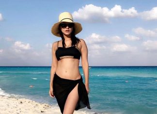लंबे समय बाद बिकनी में नज़र आईं सनी लियॉन , देखें तस्वीरें Sunny Leone, seen in Bikini after long time