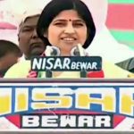केवल अखिलेश ही नहीं डिंपल यादव भी कर रही हैं विरोधियों पर जमकर प्रहार not only Akhilesh Dimple Yadav is also fiercely attacking opponents