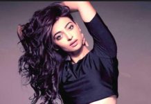 बॉलीवुड एक्ट्रेस राधिका आप्टे के बोल्ड फोटोशूट की तस्वीरें सोशल मीडिया पर हुईं वायरल Bollywood Actress Radhika Apte's Bold Photoshoot Pictures