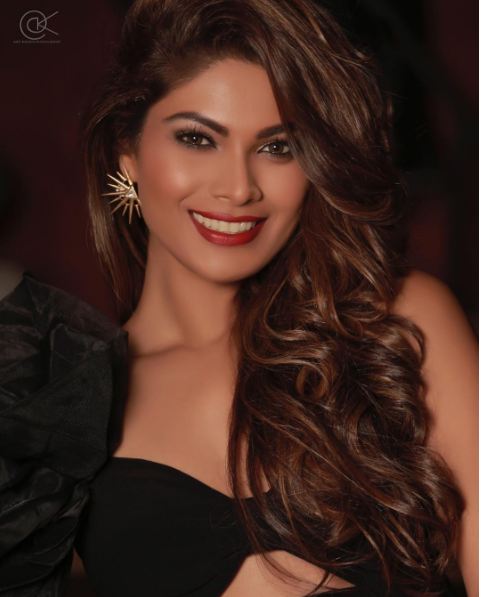 pictures of Lopamudra Raut