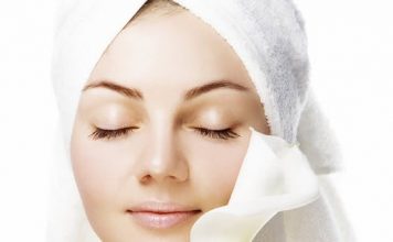 ऐसे पायें साफ़ व चमकदार त्वचा Get clean and shiny skin