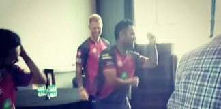 ms dhoni dance video geting viral on social media