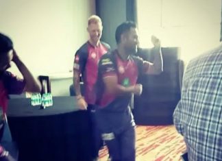 एम् एस धोनी के इस फनी डांस का वीडियो पूरे सोशल मीडिया पर हो रहा है वायरल ms dhoni dance video geting viral on social media